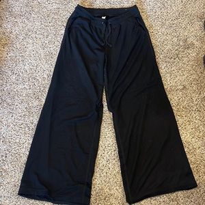 Old Navy Wide Leg Black Leisure Sweatpants Size S